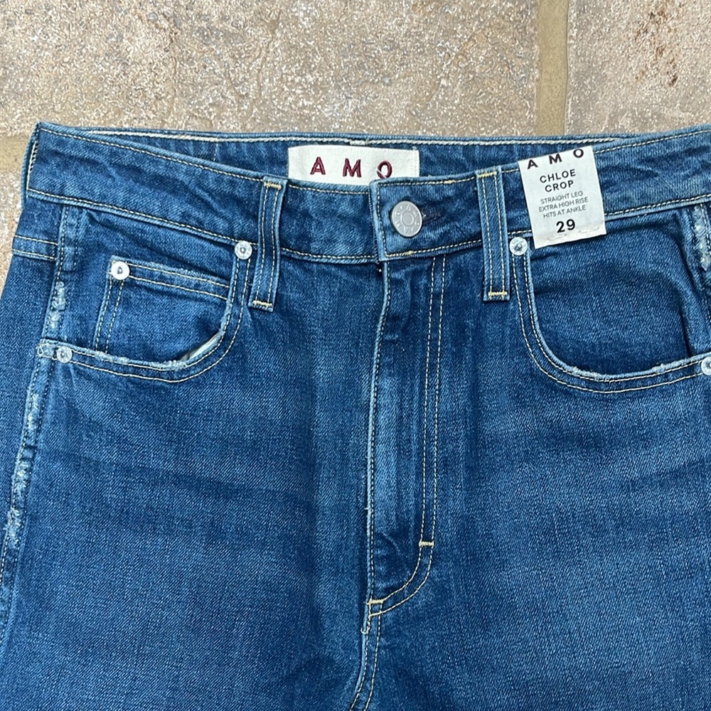 AMO Chloe Straight Leg Crop Jeans in Affection 29 - Picture 4 of 4